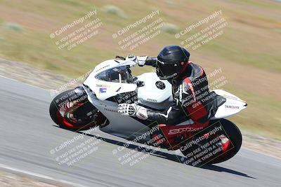 media/Apr-23-2023-TrackXperience (Sun) [[90816c9ee1]]/Level 2/session 2 turn 11/